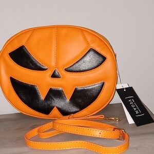 Orange and Black Halloweeb Pumpkin Crossbody Bag 🎃🎃🎃🎃🎃🎃